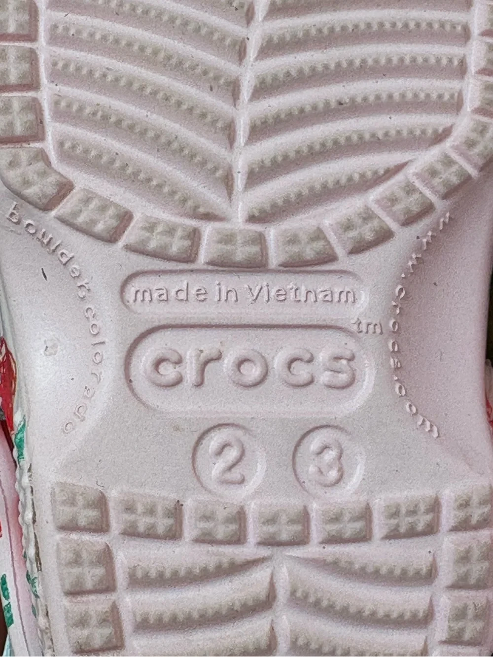 Toddler Crocs Cherry Print size 2/3